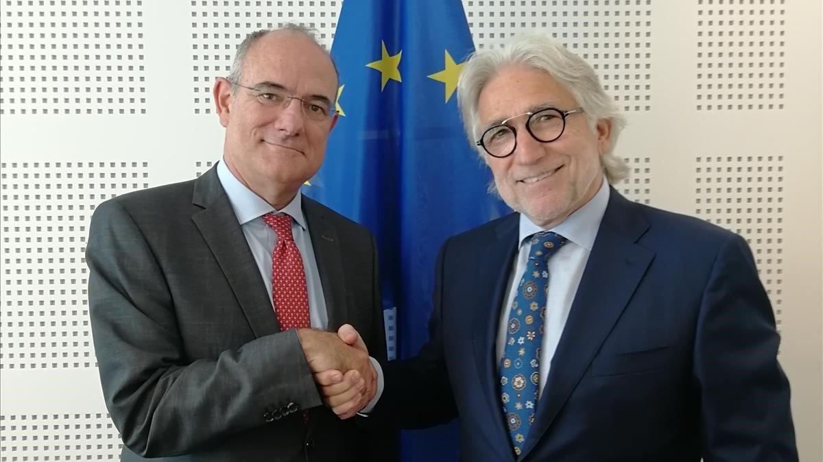 Sánchez Llibre, con el portavoz del Paralmento Europeo, Jaume Duch