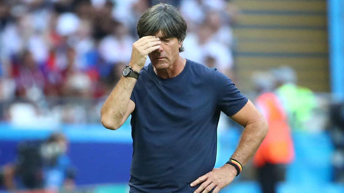 Joachim Löw, en un partido de la selección alemana. Joachim Löw, en un partido de la selección alemana.