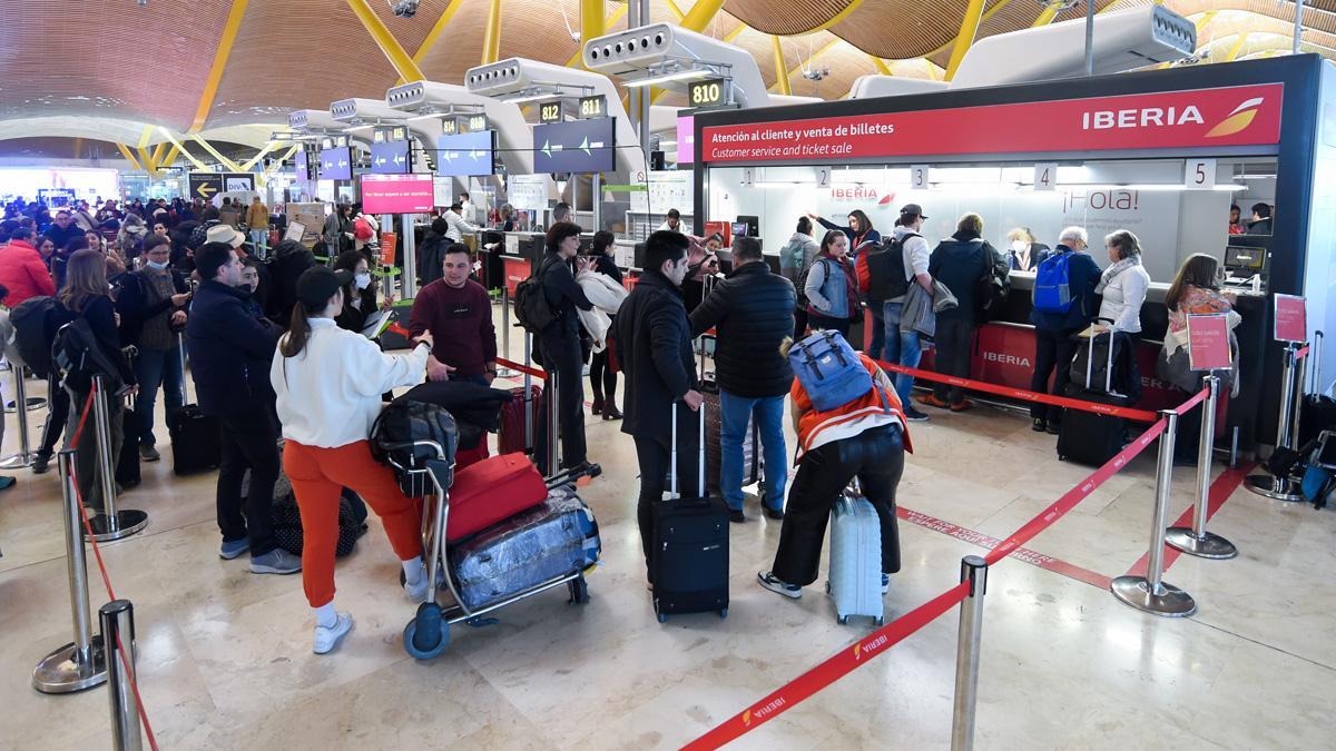 OCU: estas aerolíneas españolas no aceptan el pago en metálico a bordo