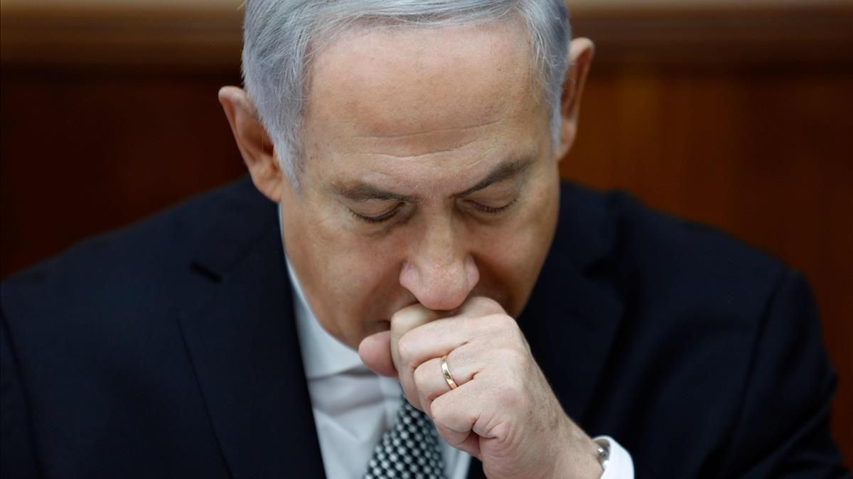 El primer ministro de Israel, Benjamin Netanyahu, preside la reunión semanal del gabinete del Gobierno en Jerusalén El primer ministro de Israel, Benjamin Netanyahu, preside la reunión semanal del gabinete del Gobierno en Jerusalén