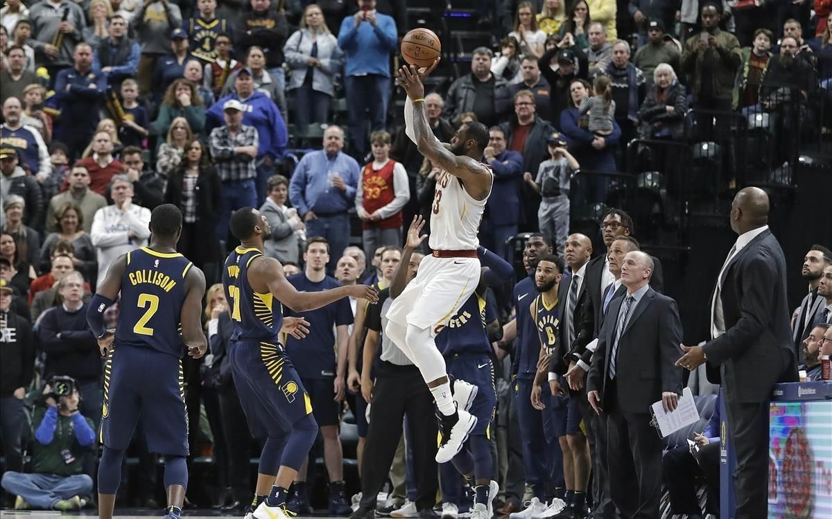 Lebron James falla el triple decisivo ante los Pacers. Lebron James falla el triple decisivo ante los Pacers.