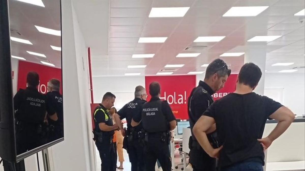 Un extrabajador de una empresa de Málaga irrumpe en la sede y dispara a dos empleados