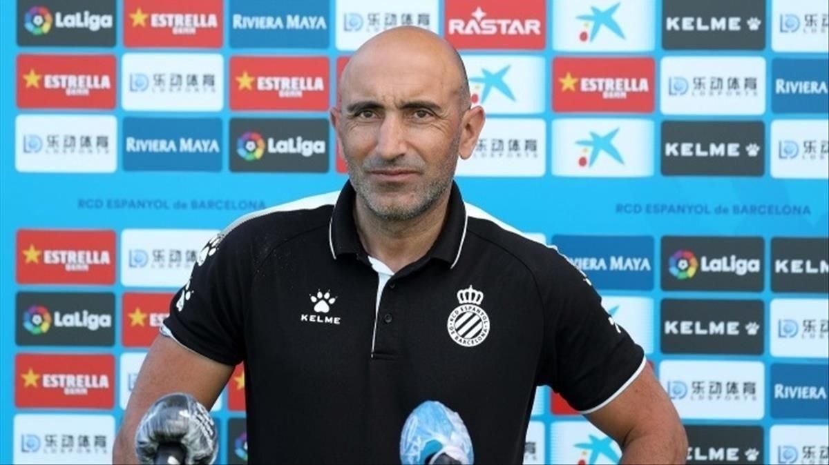 Abelardo Fernández, técnico del Espanyol. Abelardo Fernández, técnico del Espanyol.