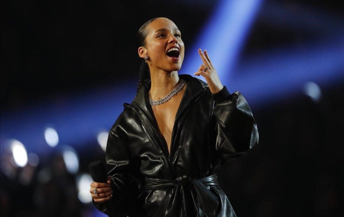 Alicia Keys, presentadora de la gala anterior Alicia Keys, presentadora de la gala anterior