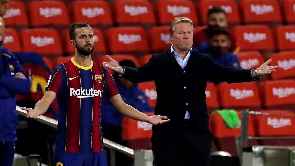 Koeman y Pjanic. Koeman y Pjanic.