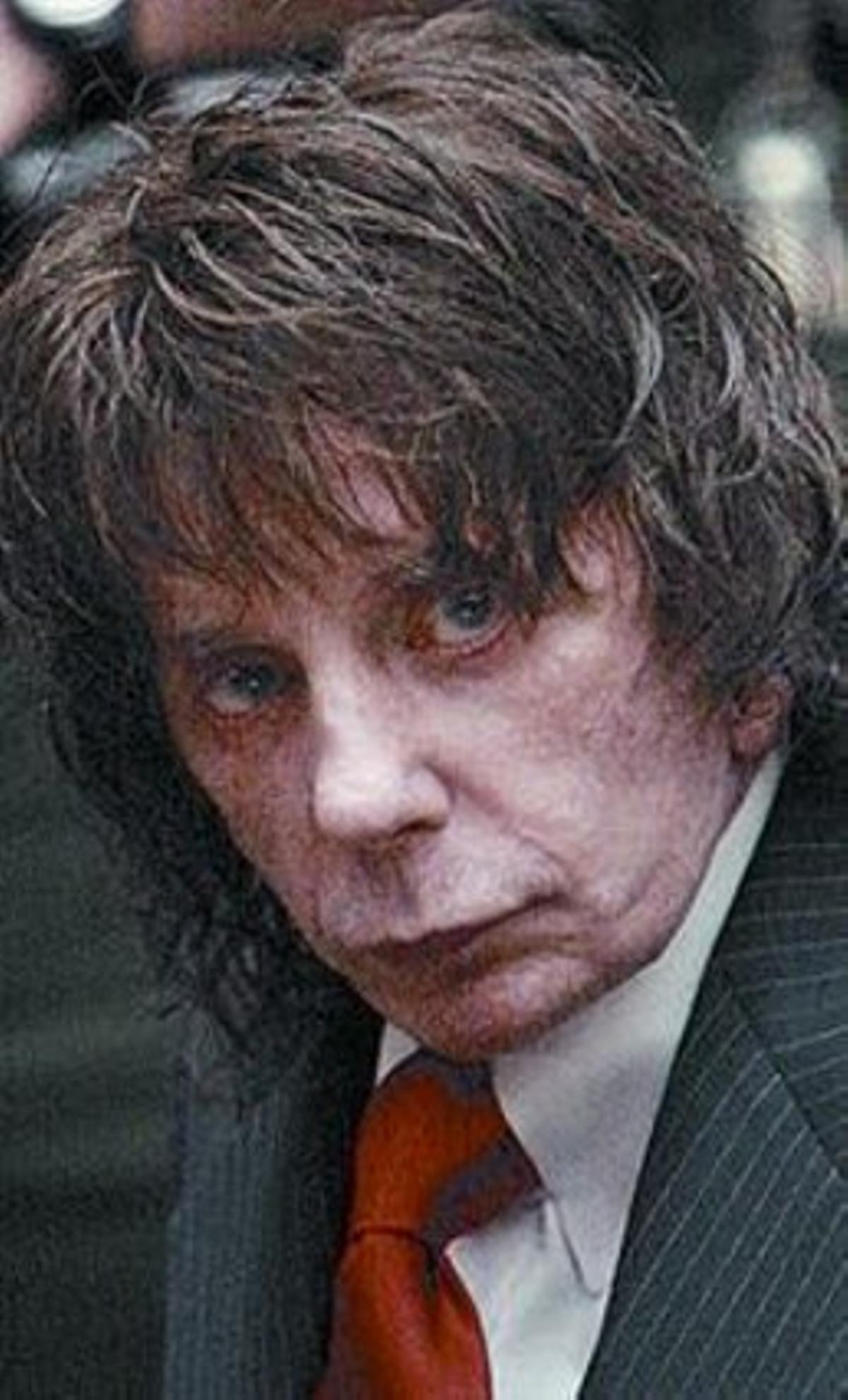 Spector, durante su juicio en el 2009. En la silueta, Al Pacino.