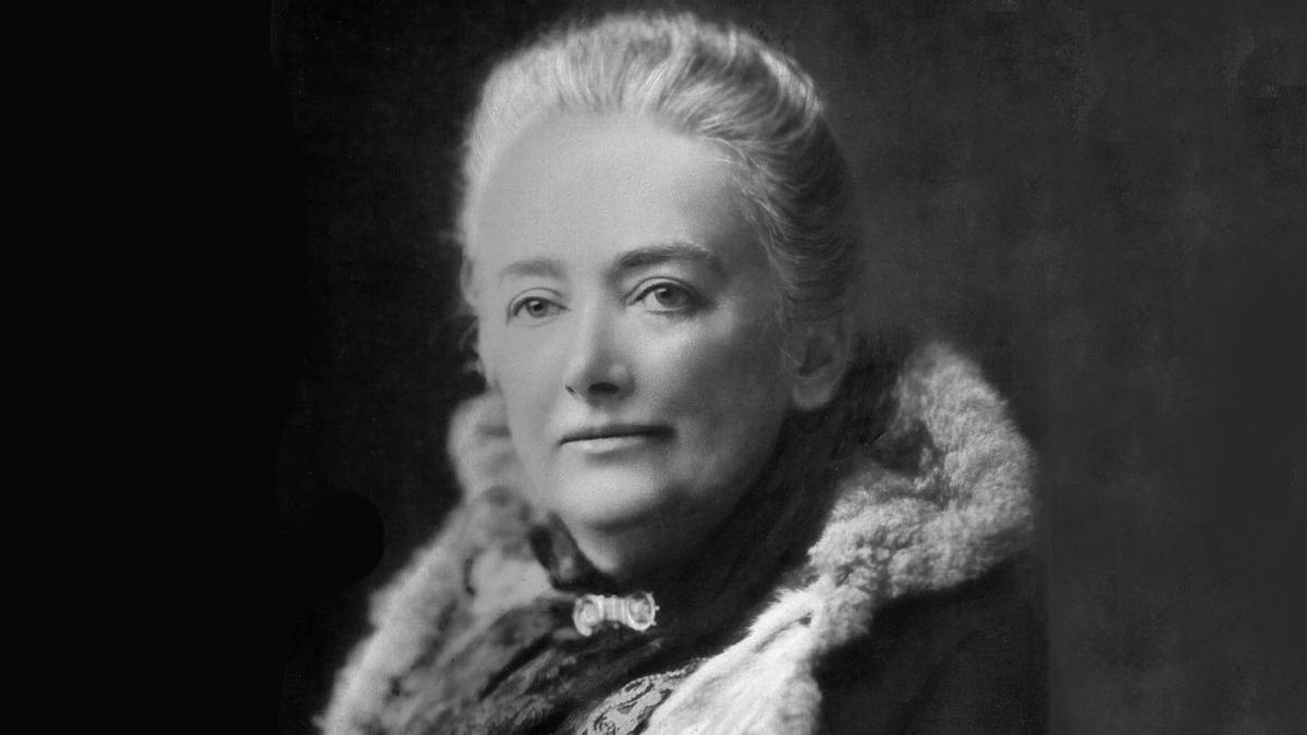 La escritora británica Amelia B. Edwards. 