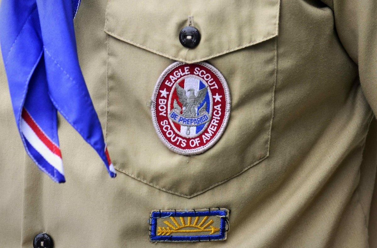 A Boy Scout Eagle badge is seen in this file photo taken in Orlando, Florida May 30, 2012. The Boy Scouts of America could face a wave of bad publicity as decades of records of confirmed or alleged child molesters within the U.S. organization are expected to be released in coming weeks. REUTERS/David Manning/Files (UNITED STATES - Tags: SOCIETY) A Boy Scout Eagle badge is seen in this file photo taken in Orlando, Florida May 30, 2012. The Boy Scouts of America could face a wave of bad publicity as decades of records of confirmed or alleged child molesters within the U.S. organization are expected to be released in coming weeks. REUTERS/David Manning/Files (UNITED STATES - Tags: SOCIETY)