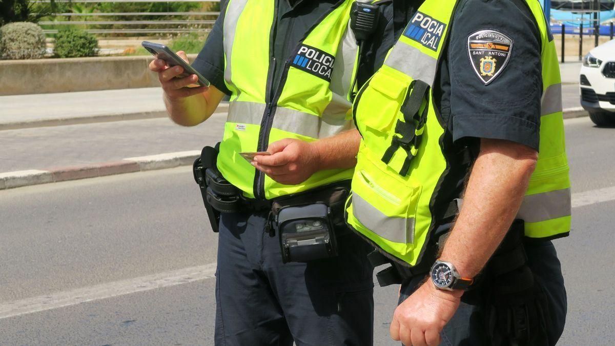 Denunciados en Ibiza por conducir drogados un autobús de línea y un camión Denunciados en Ibiza por conducir drogados un autobús de línea y un camión