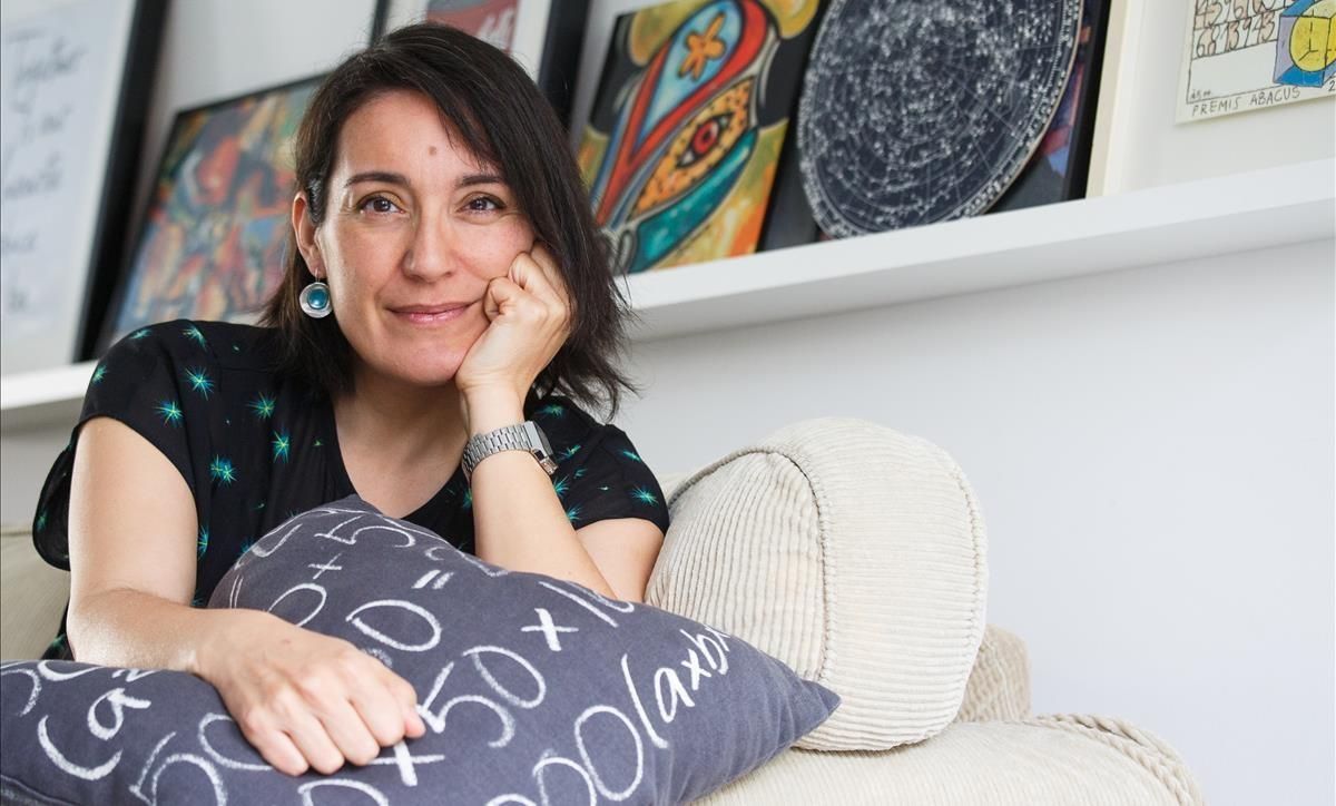 Digna Couso. Física y doctora en Didàctica de les Ciències Digna Couso. Física y doctora en Didàctica de les Ciències