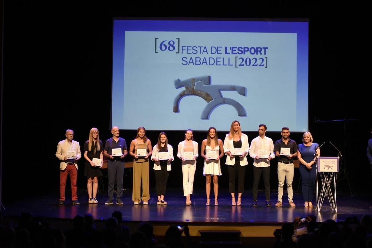 Los deportistas finalistas en el Teatro Principal de Sabadell