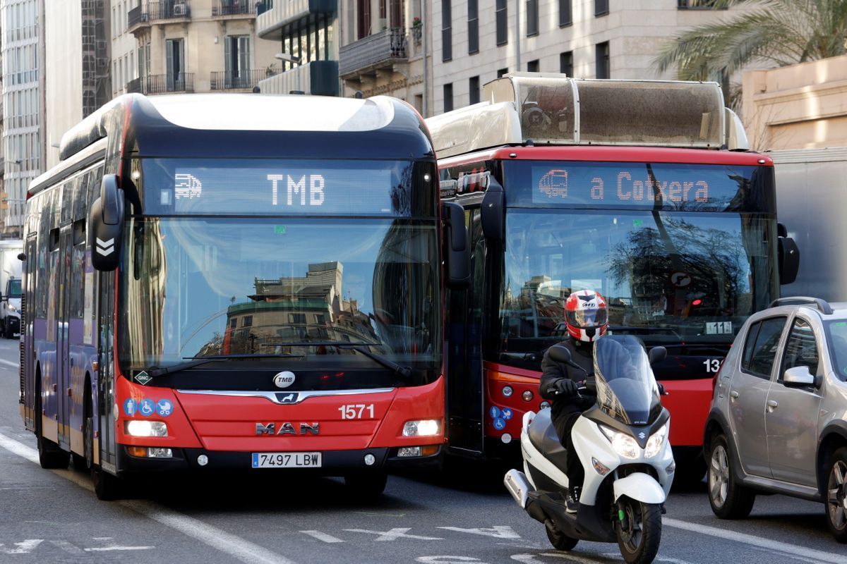 TMB obligará a los conductores de bus a someterse a controles de alcohol y drogas
