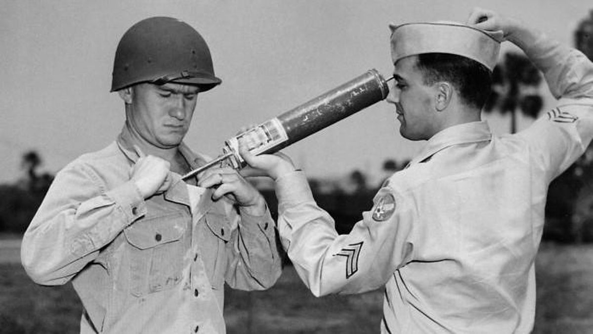 Militares de EEUU impregnan sus uniformes con DDT contra la malaria Militares de EEUU impregnan sus uniformes con DDT contra la malaria