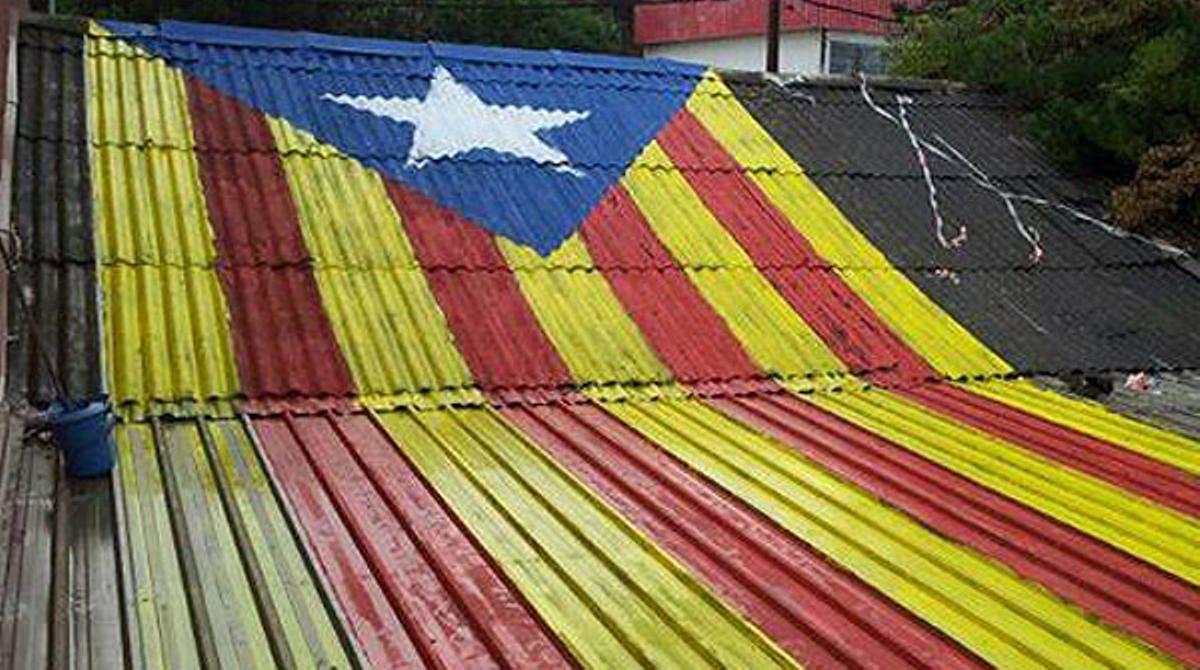 ’Estelades’ y camisetas amarillas empiezan a dibujar el trazado de la Via Catalana