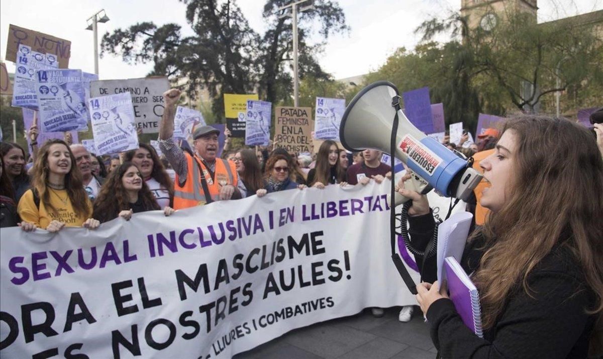 En España hubo en el 2017 29.000 ataques machistas frente a 6.900 casos de violencia estrictamente "doméstica" En España hubo en el 2017 29.000 ataques machistas frente a 6.900 casos de violencia estrictamente "doméstica"