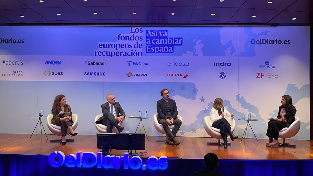 Pere Navarro reivindica la capacidad innovadora de la Zona Franca de Barcelona Pere Navarro reivindica la capacidad innovadora de la Zona Franca de Barcelona