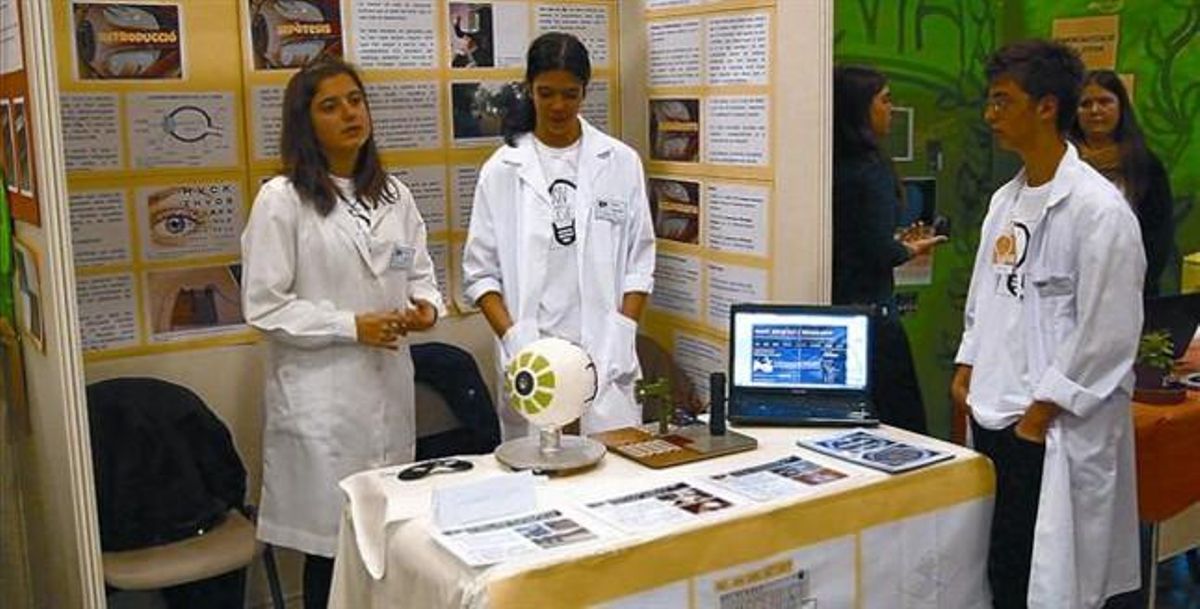 Uno de los estands de la muestra Exporecerca Jove de este año, en la que tres jóvenes muestran su trabajo. Uno de los estands de la muestra Exporecerca Jove de este año, en la que tres jóvenes muestran su trabajo.