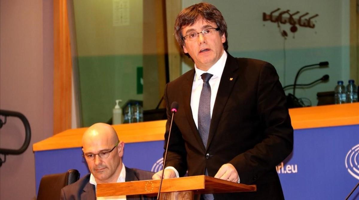 Carles Puigdemont, durante su conferencia en el Parlamento Europeo. Carles Puigdemont, durante su conferencia en el Parlamento Europeo.