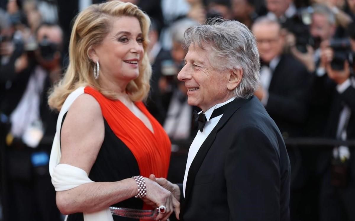Catherine Deneuve, una de las firmantes del manifiesto, junto a Roman Polanski, en el pasado Festival de Cannes. Catherine Deneuve, una de las firmantes del manifiesto, junto a Roman Polanski, en el pasado Festival de Cannes.