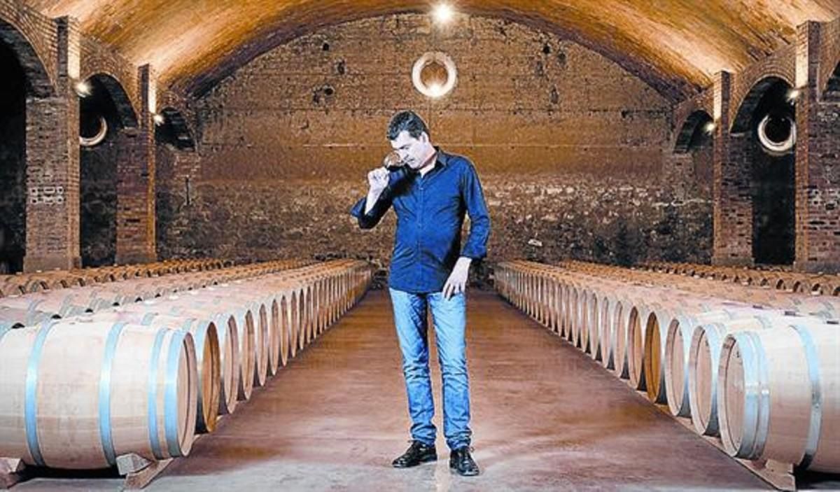 Tomàs Cusiné, propietario de Castell del Remei, la quinta bodega más antigua de España (1780). Tomàs Cusiné, propietario de Castell del Remei, la quinta bodega más antigua de España (1780).
