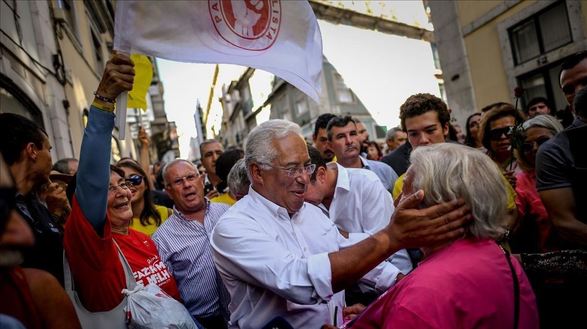 António Costa, ayer en un acto de campaña en el Chiado lisboeta.