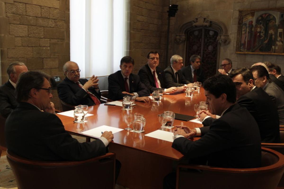 Reunión en la Generalitat para presentar el plan sustituto del proyecto Eurovegas. Reunión en la Generalitat para presentar el plan sustituto del proyecto Eurovegas.