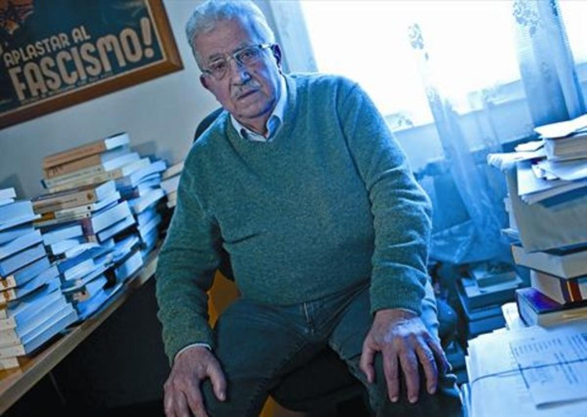 Josep Fontana,en el estudio de su casa, en Barcelona. Josep Fontana,en el estudio de su casa, en Barcelona.