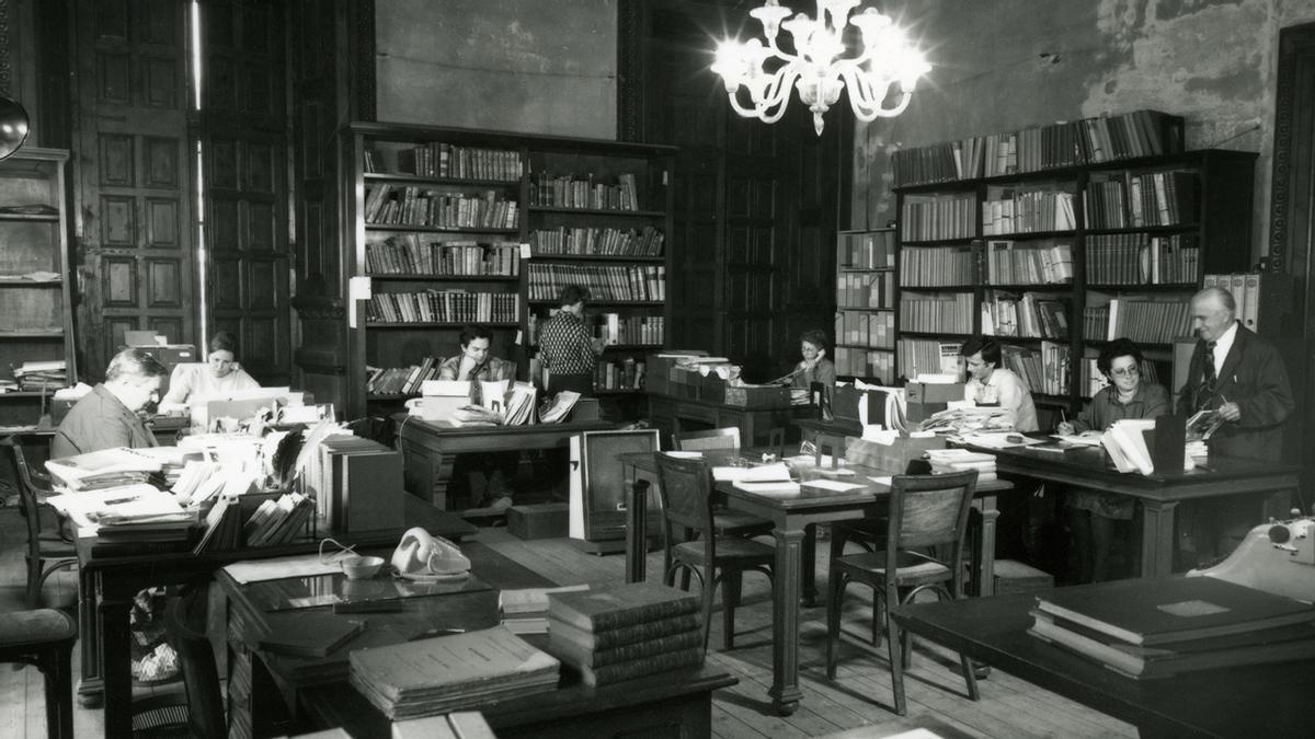 Homenatge a les bibliotecàries Homenatge a les bibliotecàries