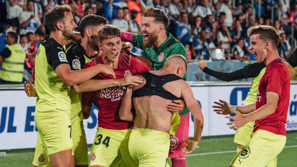 Los jugadores del Girona celebran el 1-2 al Tenerife en el Heliodoro Rodríguez López. Los jugadores del Girona celebran el 1-2 al Tenerife en el Heliodoro Rodríguez López.