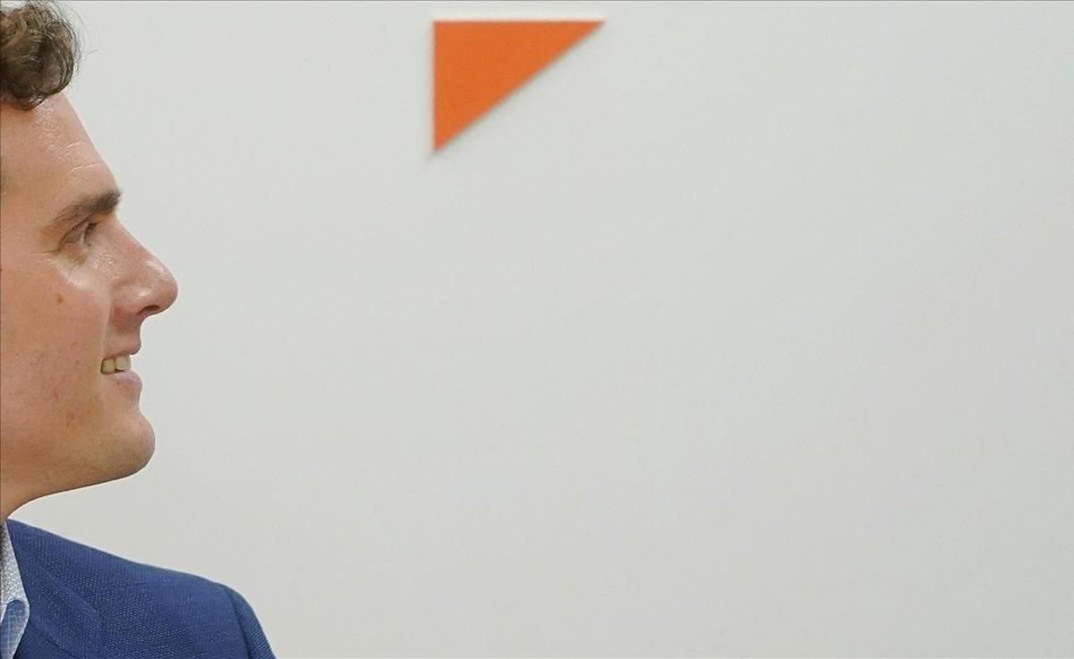 El líder de Ciudadanos, Albert Rivera, en la reunión del Comité Permanente del partido. El líder de Ciudadanos, Albert Rivera, en la reunión del Comité Permanente del partido.