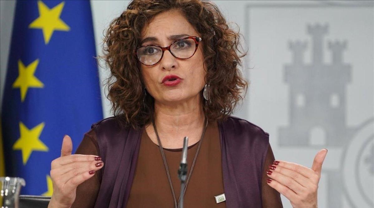 La ministra de Hacienda, María Jesús Montero, durante una rueda de prensa en la Moncloa. La ministra de Hacienda, María Jesús Montero, durante una rueda de prensa en la Moncloa.