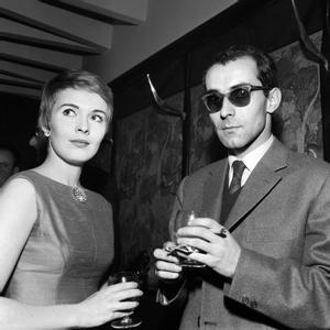 Jean-Luc Godard junto a la actriz Jean Seberg. 