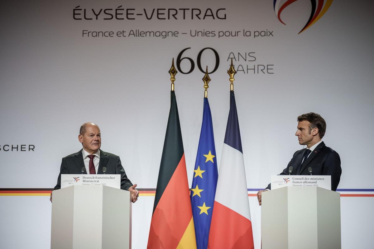 Macron i Scholz escenifiquen un nou impuls de l’eix franco-alemany amb la mirada posada a Ucraïna Macron i Scholz escenifiquen un nou impuls de l’eix franco-alemany amb la mirada posada a Ucraïna