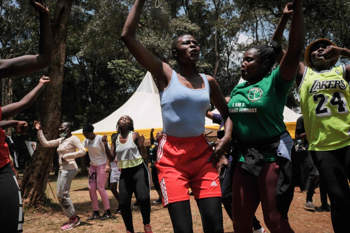 Un grupo de mujeres participan en las celebraciones del Día Internacional de la Mujer en Nairobi (Kenia). Un grupo de mujeres participan en las celebraciones del Día Internacional de la Mujer en Nairobi (Kenia).