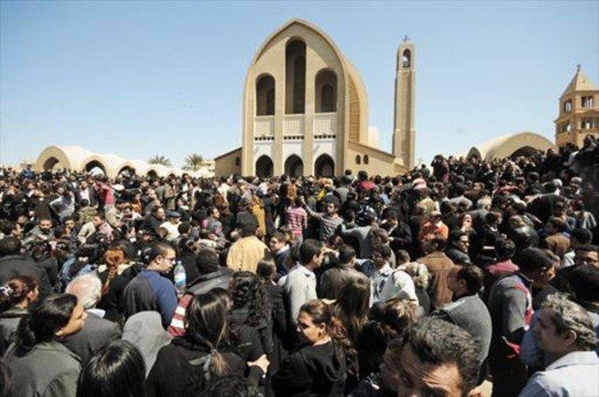Funeral por el pope de los coptos egipcios, el 18 de marzo del 2012. Funeral por el pope de los coptos egipcios, el 18 de marzo del 2012.