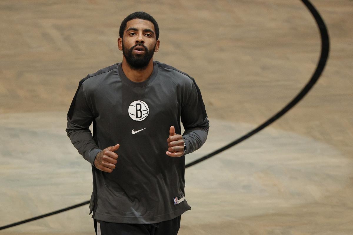 Kyrie Irving, en un entrenamiento con los Nets Kyrie Irving, en un entrenamiento con los Nets