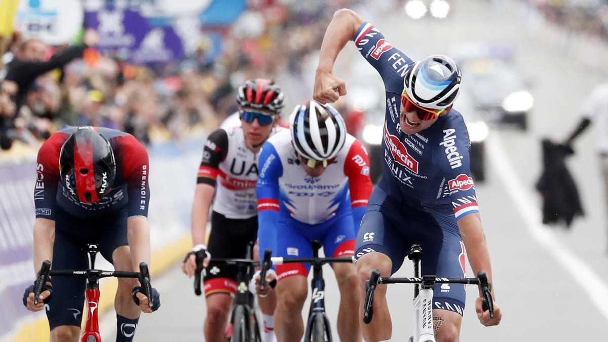 Van Der Poel Guanya I Pogacar Engrandeix El Tour De Flandes