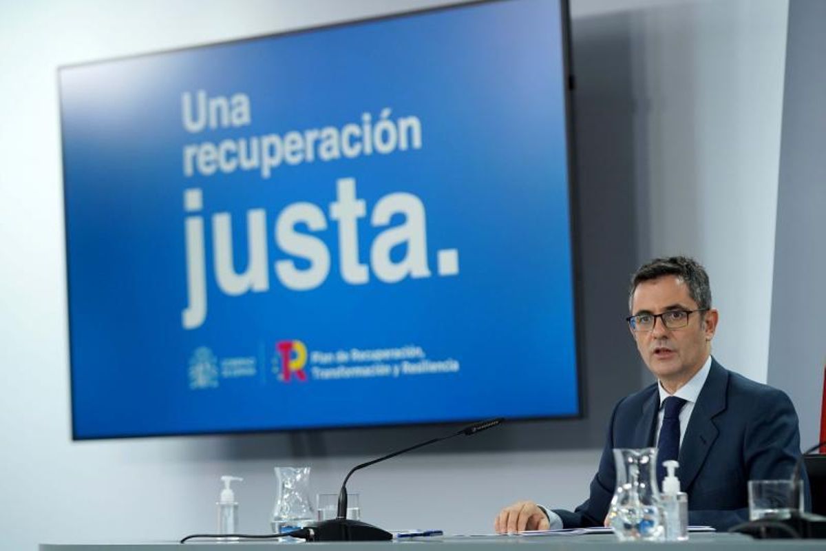 El titular de la Presidencia, Félix Bolaños, durante la rueda de prensa posterior a la reunión del Consejo de Ministros, el pasado 5 de octubre de 2021 en la Moncloa. El titular de la Presidencia, Félix Bolaños, durante la rueda de prensa posterior a la reunión del Consejo de Ministros, el pasado 5 de octubre de 2021 en la Moncloa.