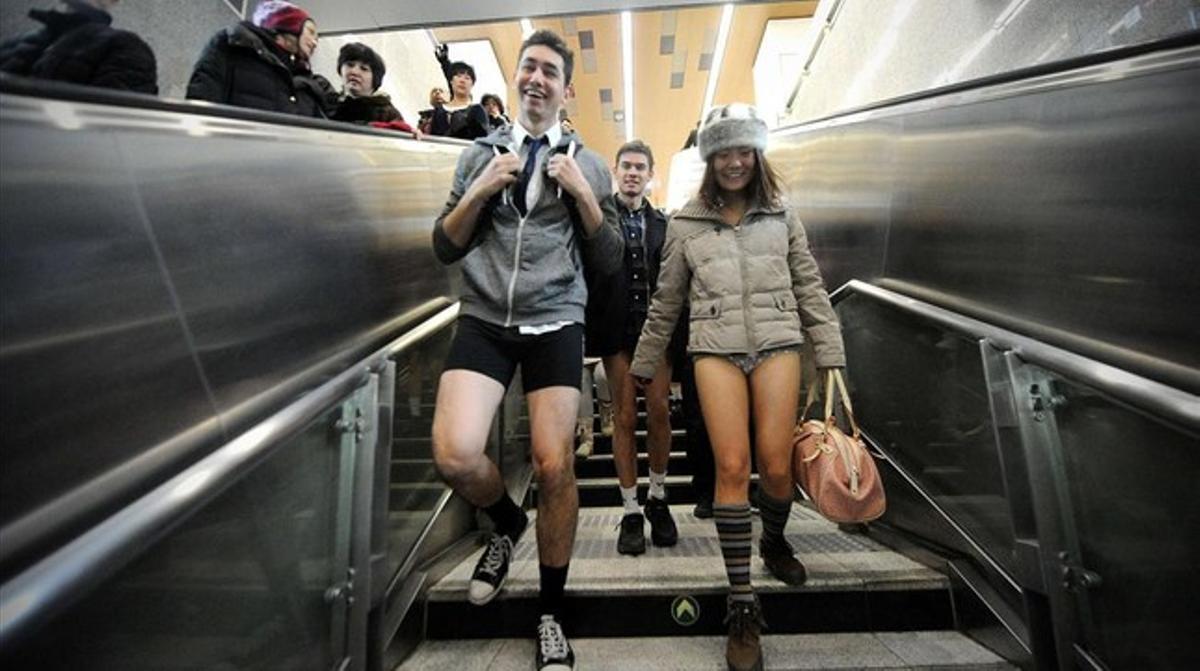 Top 84+ imagen domingo sin pantalones en el metro