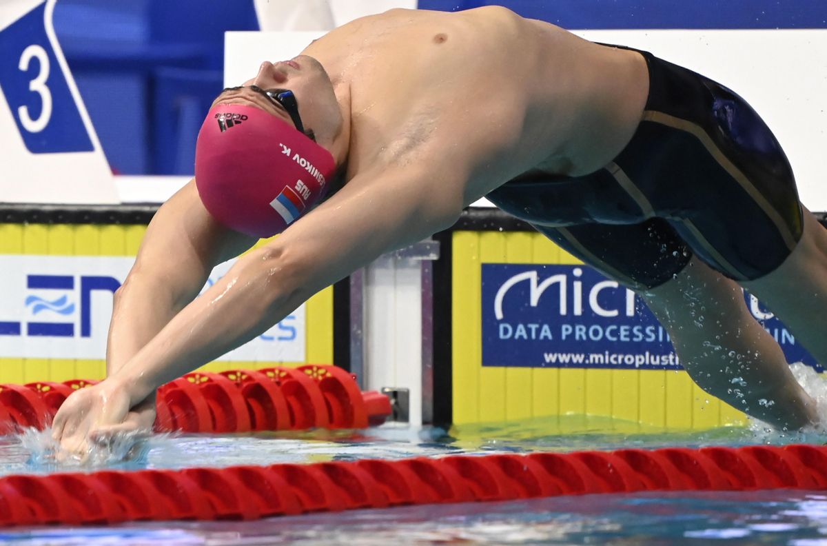 Kolesnikov, en la serie en la que rebajó el récord del mundo Kolesnikov, en la serie en la que rebajó el récord del mundo
