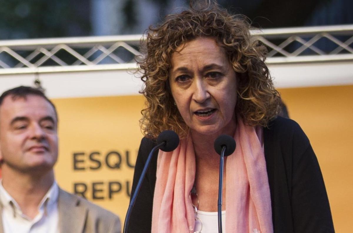 La diputada de Esquerra, Ester Capella, ha entregado este jueves la propuesta en el Congreso. La diputada de Esquerra, Ester Capella, ha entregado este jueves la propuesta en el Congreso.