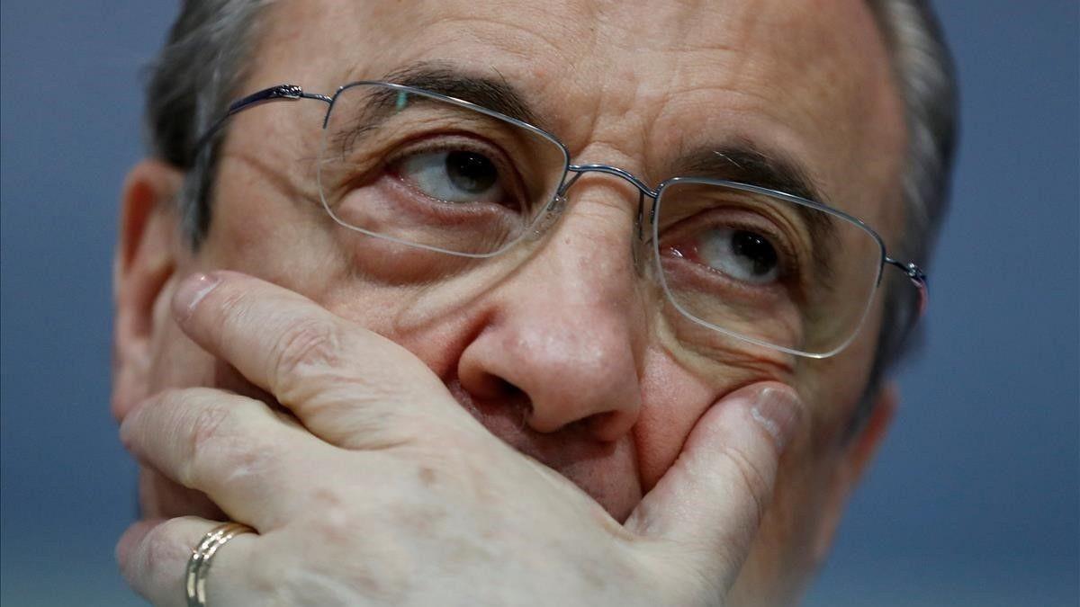 Florentino Pérez, en una rueda de prensa. Florentino Pérez, en una rueda de prensa.