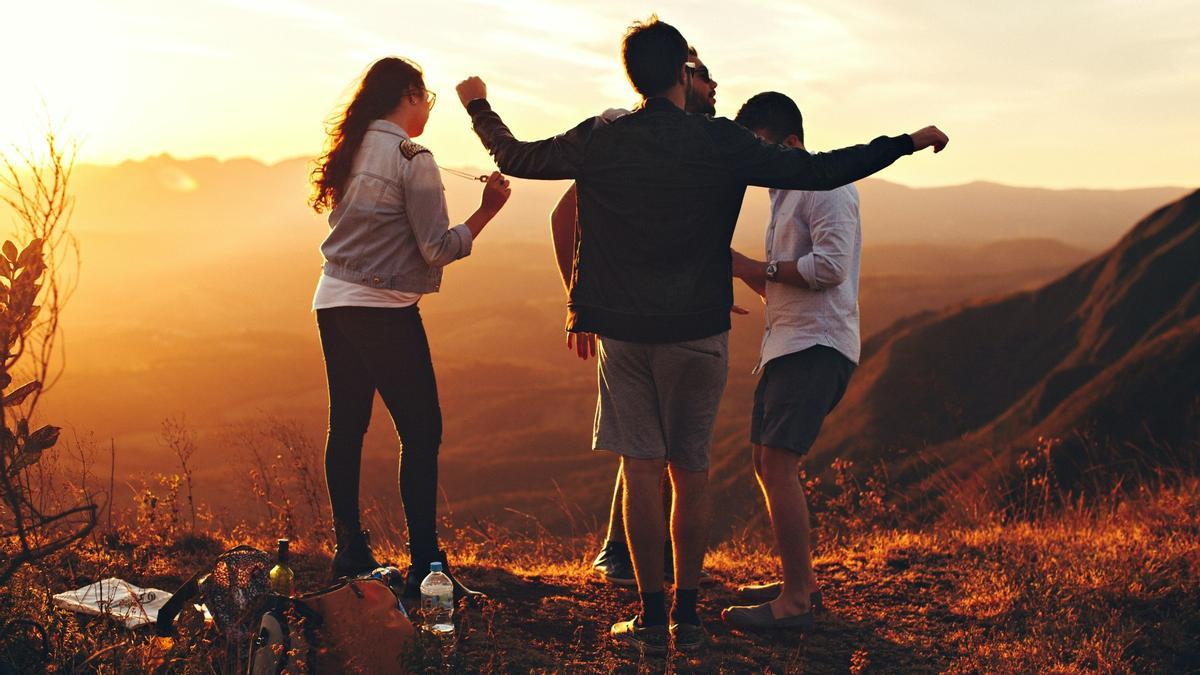 Amistad, trabajo, amor... Descubre qué te depara la jornada según tu signo Amistad, trabajo, amor... Descubre qué te depara la jornada según tu signo