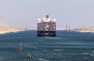 ¿Per què és tan important el canal de Suez?