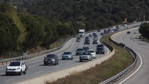 Macanet de La Selva   05 04 2021  Autopista AP-7 llena para ir a Barcelona en la operacion retorno de semana santa  Autor  David Aparicio