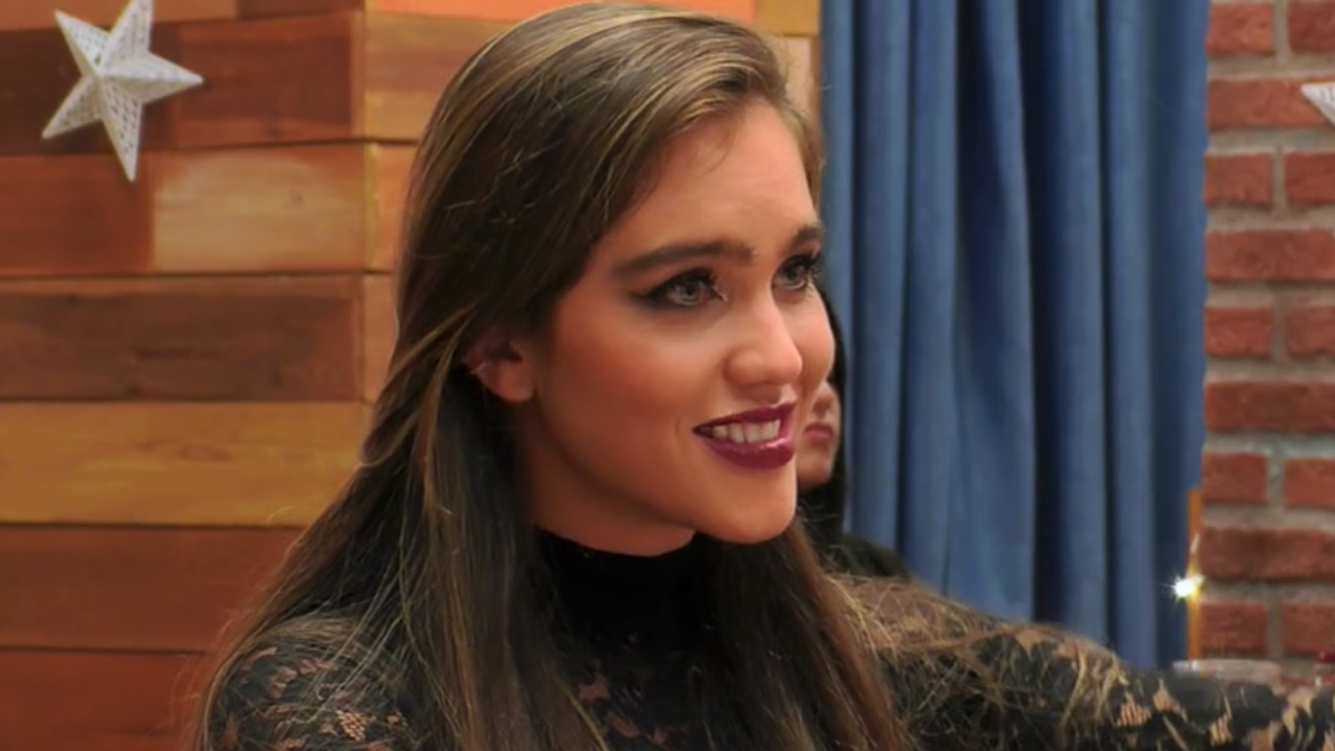 L’advertència de la Blanca a ‘First Dates’: «Vinc de la medicina, gremi on la taxa de banyes és molt alta» L’advertència de la Blanca a ‘First Dates’: «Vinc de la medicina, gremi on la taxa de banyes és molt alta»