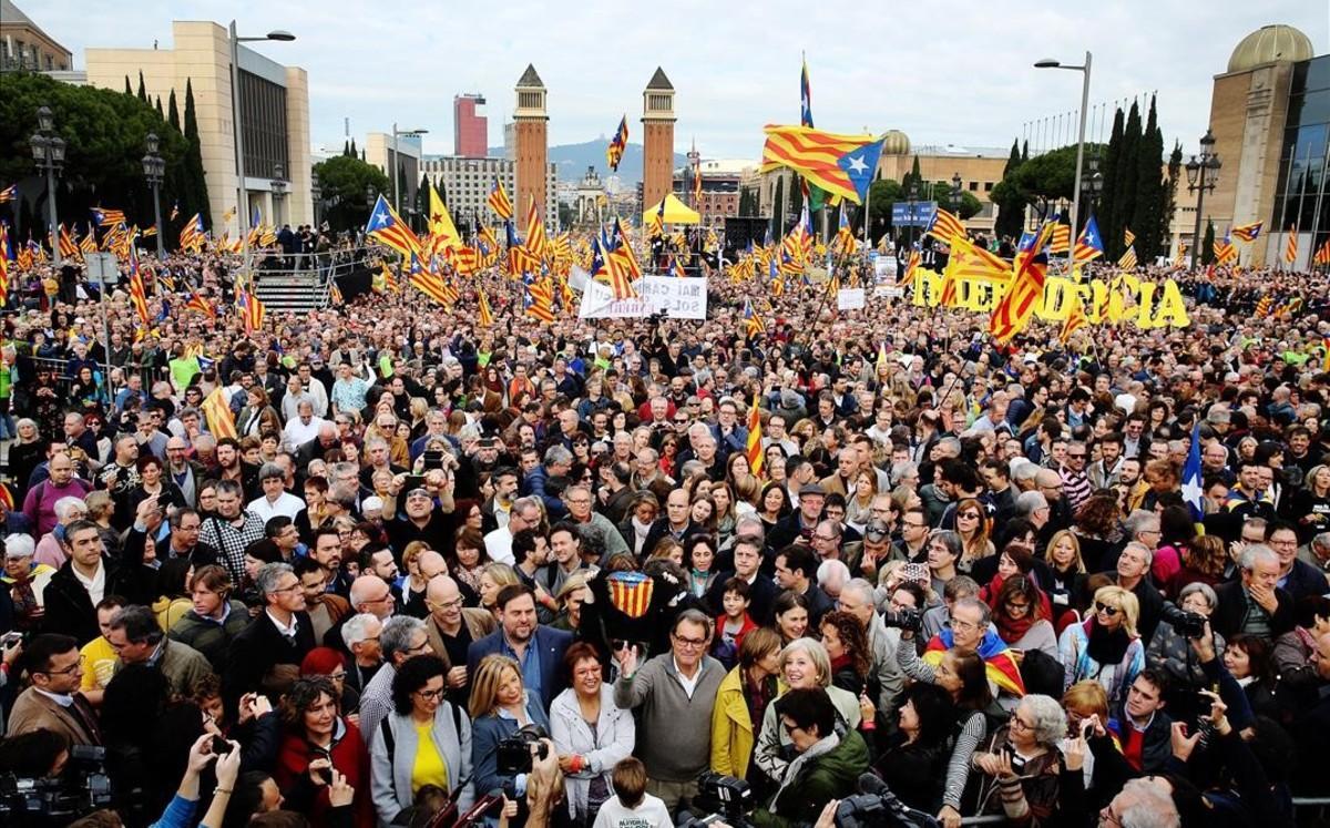 Concentración soberanista en la avenida Maria Cristina de Barcelona de noviembre del año pasado.