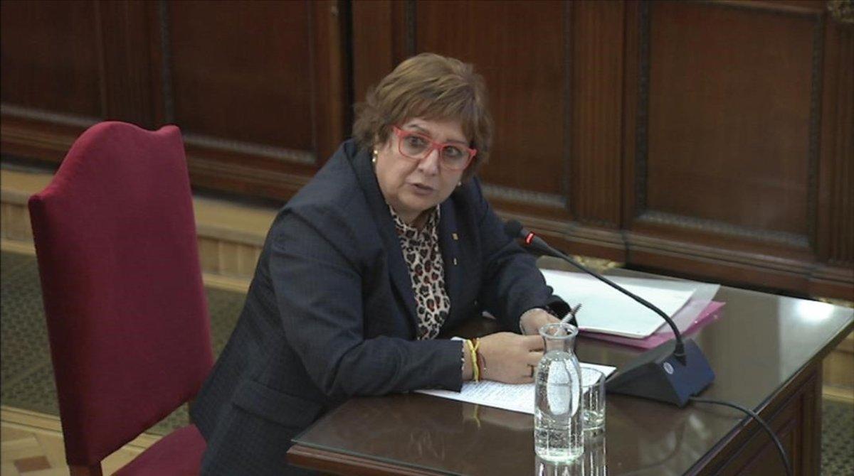 La ’exconsellera’ Dolors Bassa, durante su declaración en el juicio del ’procés’. La ’exconsellera’ Dolors Bassa, durante su declaración en el juicio del ’procés’.