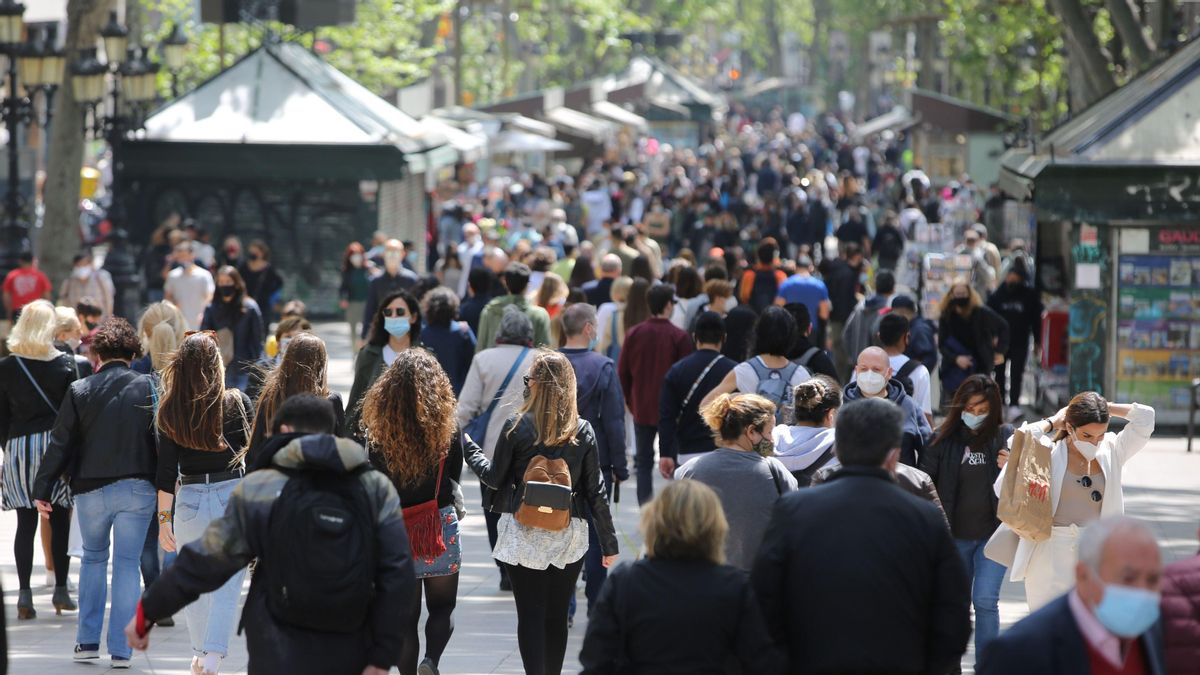 Ambiente en la Rambla de Canaletes. Ambiente en la Rambla de Canaletes.
