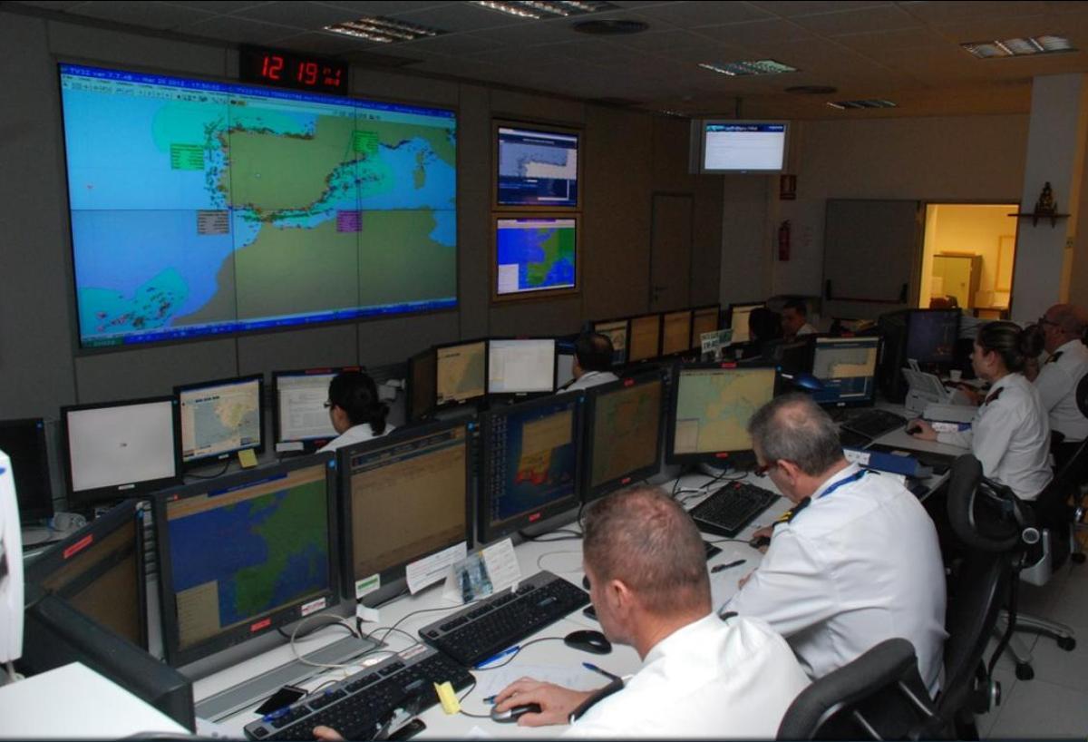 Centro de vigilancia del Covam de la Armada en Cartagena.
